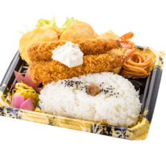 えび・とり弁当<br>1030円（税込）